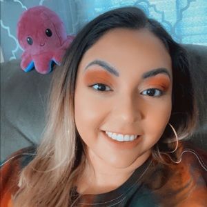 Meet your Posher, Karina